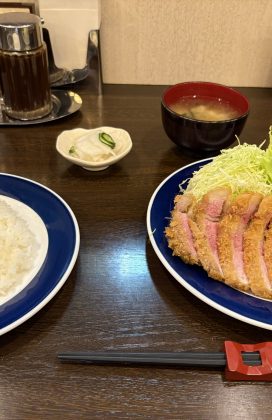 神田　とんかつ　旭軒